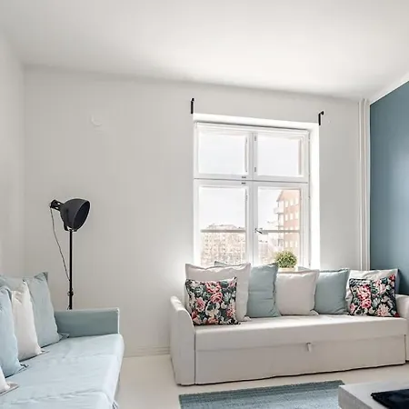 Renovated Studio In Central Huoneisto *